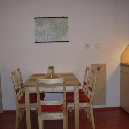 Asek * Ramzová