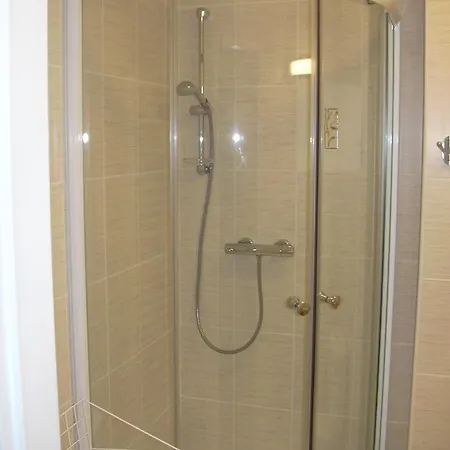 Asek Apartment *