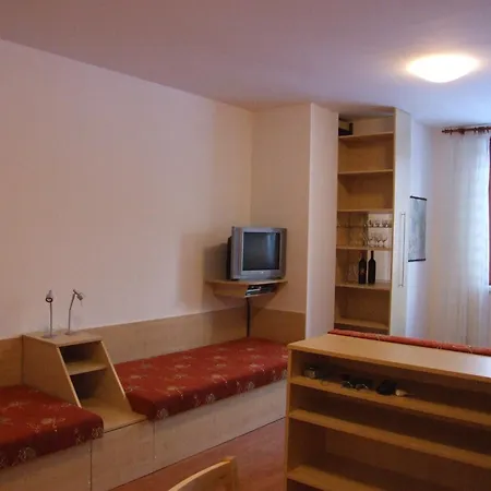 Asek Apartment *